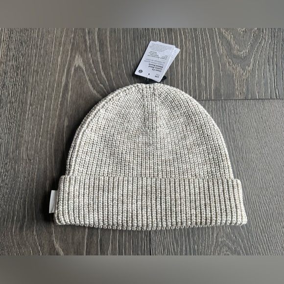 Lululemon Close-Fit Wool-Blend Ribbed Knit Beanie in 80WH/qsaz Size S/M main image 5